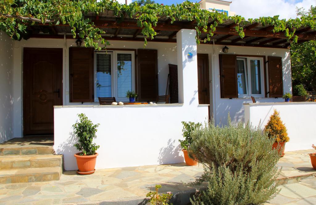 Studios Marfo Batsíon Exterior foto