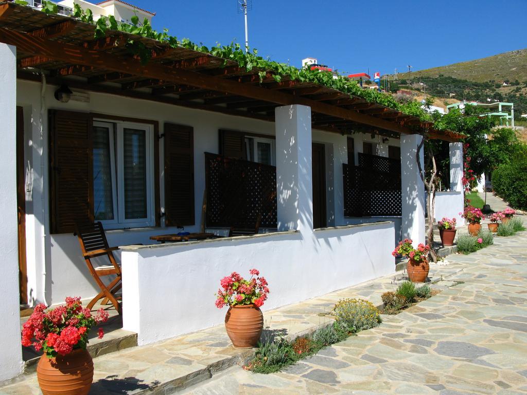 Studios Marfo Batsíon Exterior foto
