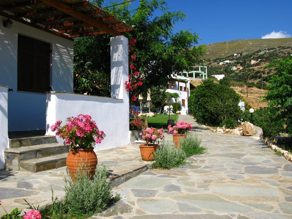Studios Marfo Batsíon Exterior foto